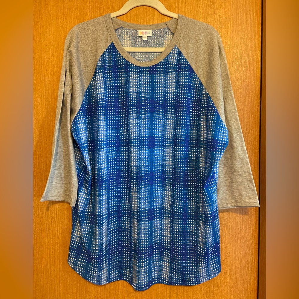 NEOT Lularoe Randy Tee